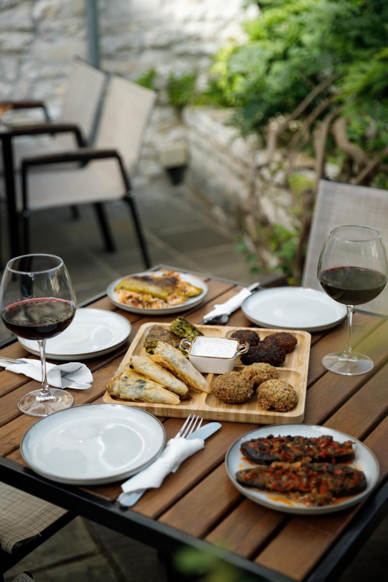 Gjirokastër Hotel Kalemi 2 מראה חיצוני תמונה
