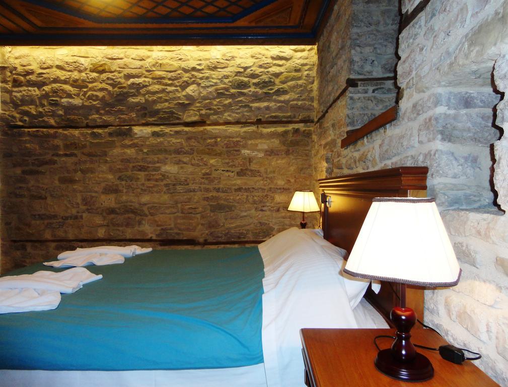 Gjirokastër Hotel Kalemi 2 מראה חיצוני תמונה